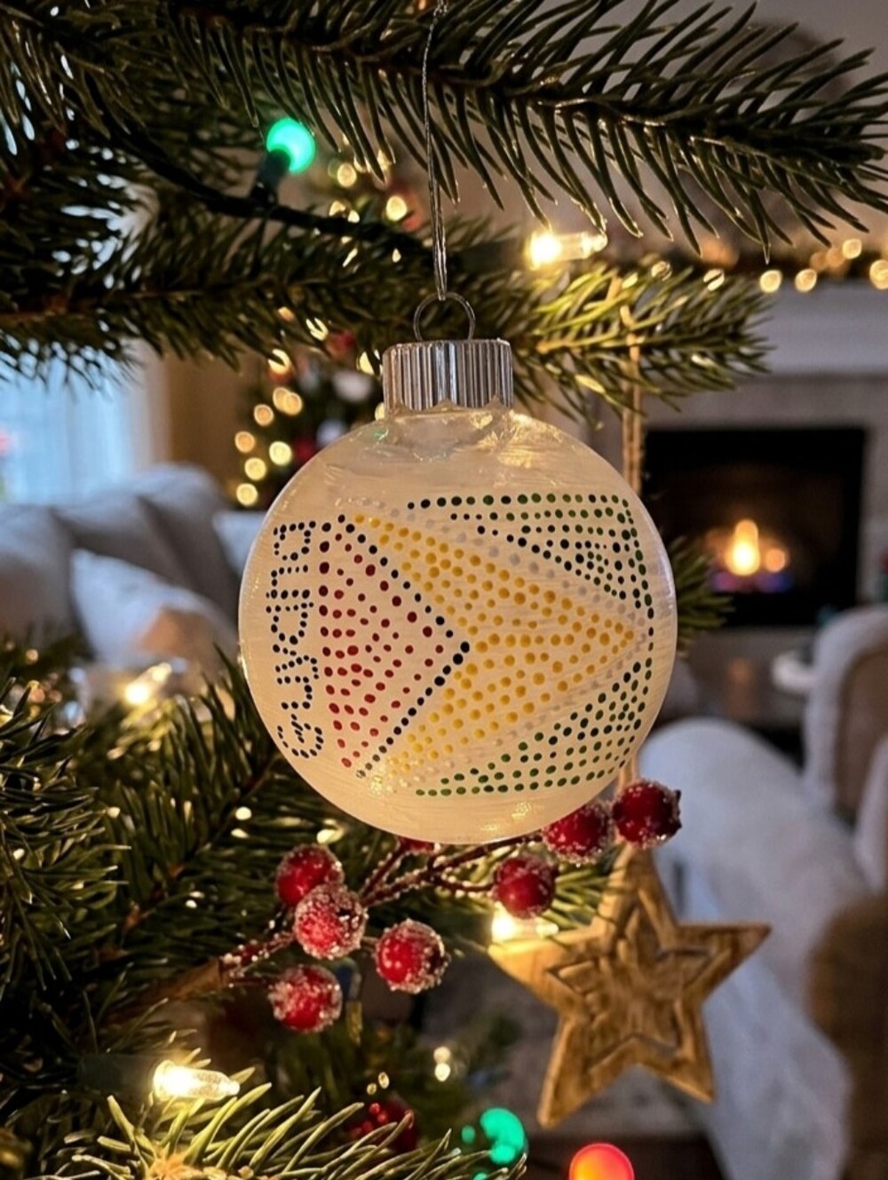Guyana Christmas Tree Hand Painted Decoration - Ornament